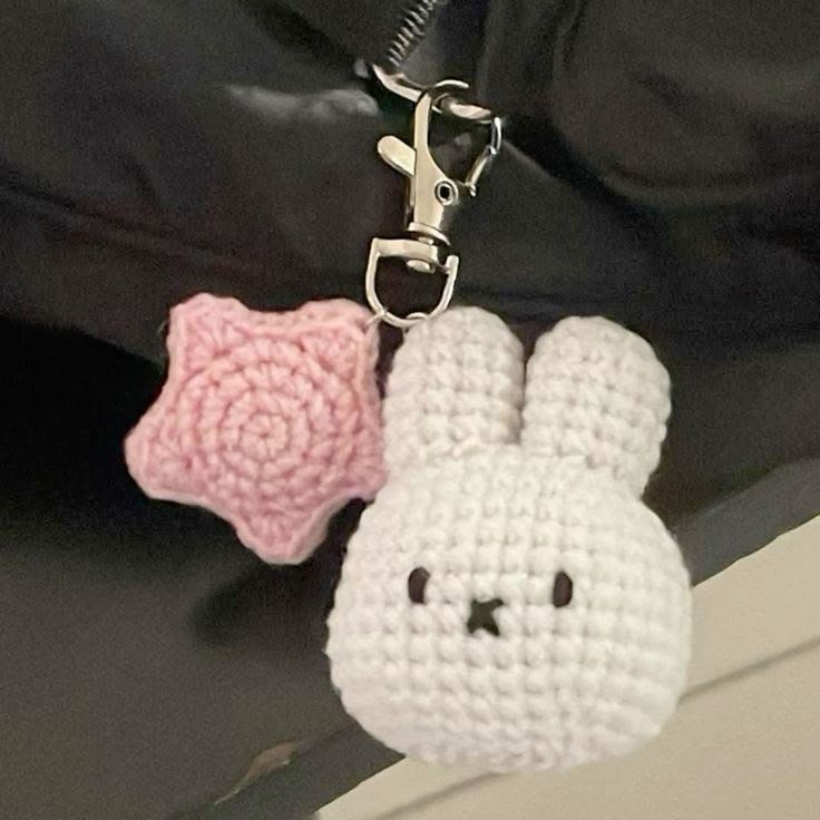 crochet pink star and white miffin keychain